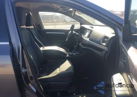 2017 Toyota Highlander Le z USA, uszkodzony, nr VIN 5TDZARFH8HS028451